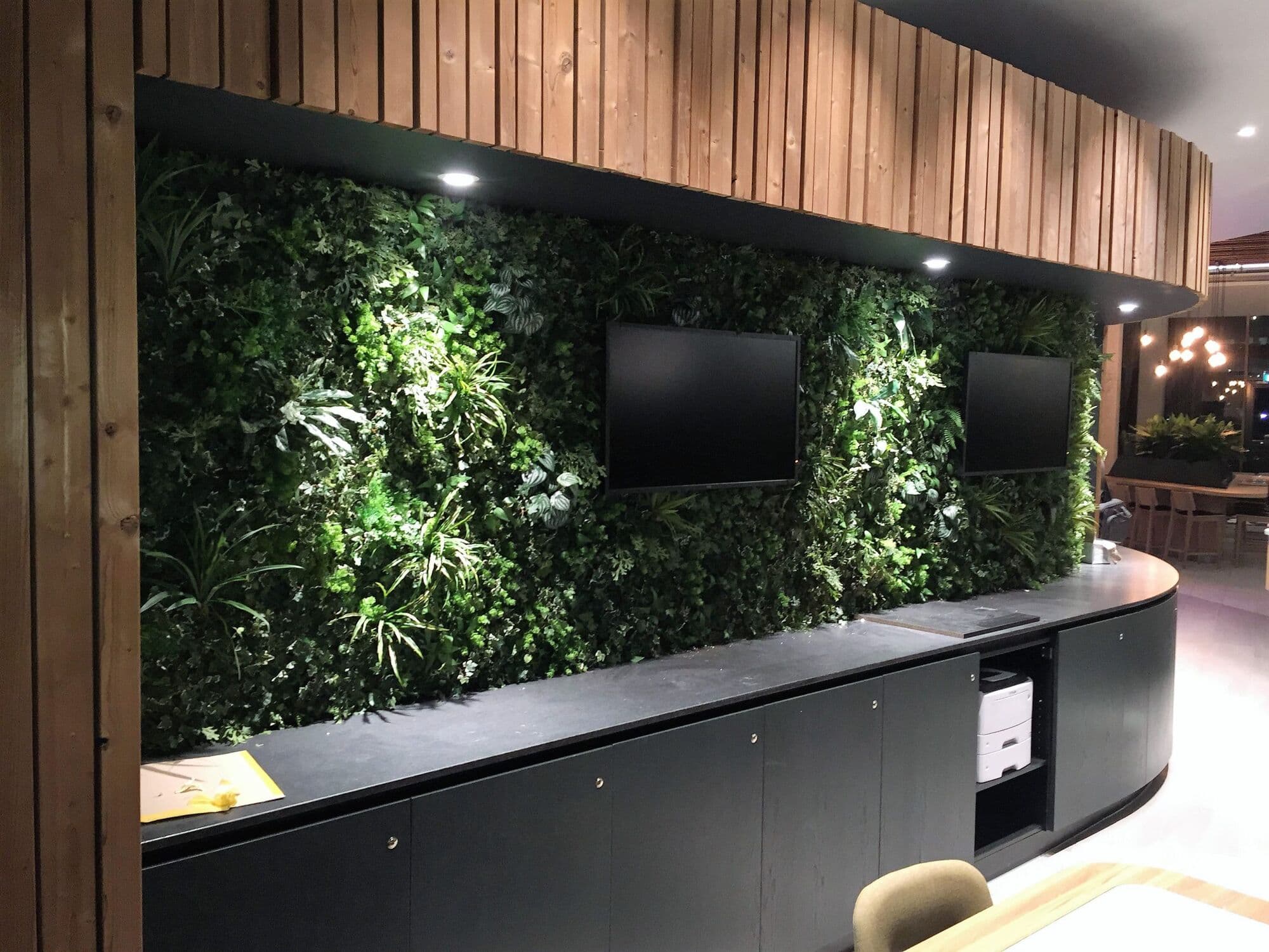 Eik van 8 meter voor Novotel Schiphol, foto 4